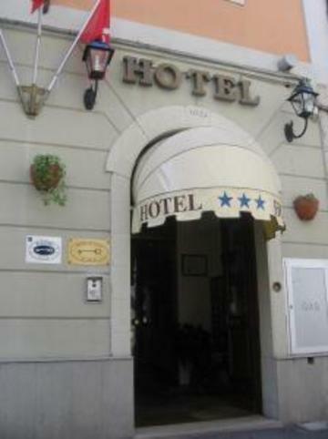 Al Viale 3*